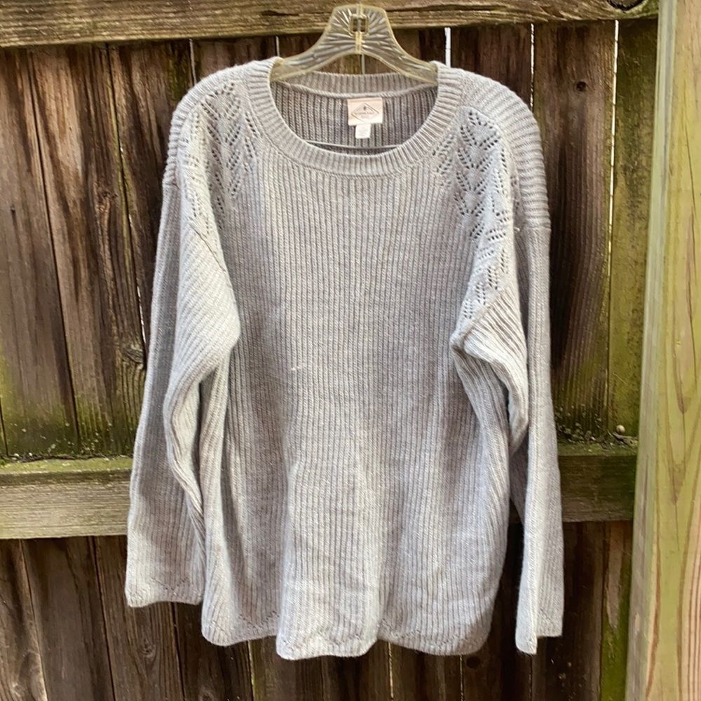 St. John’s Bay shimmer sweater sz. XL